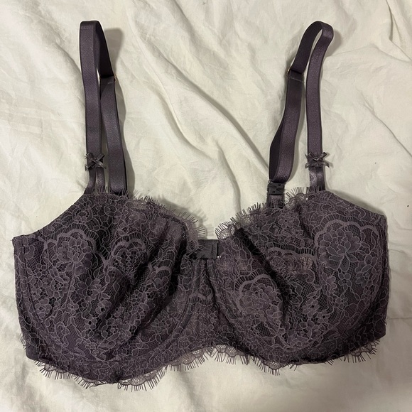 Victoria Secret Dream Angels unlined lace bra - Picture 1 of 6
